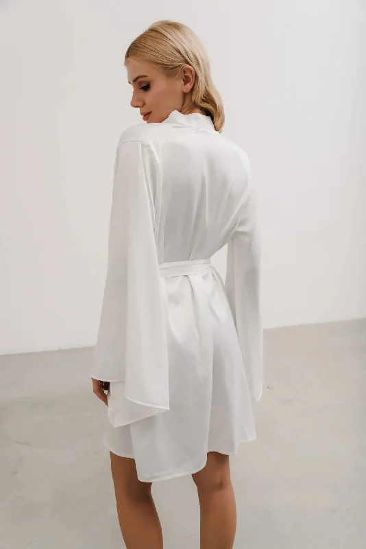 jules-bridal-robe