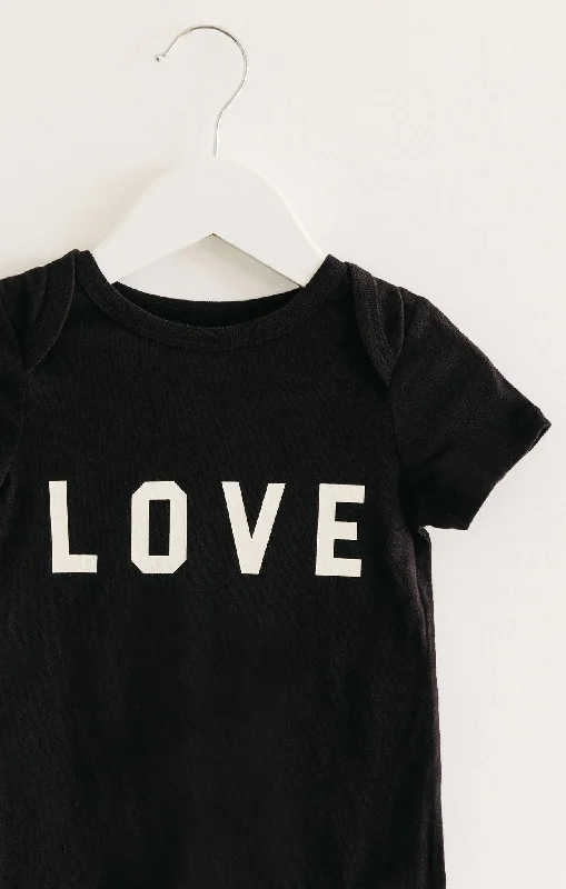 love-baby-onesie