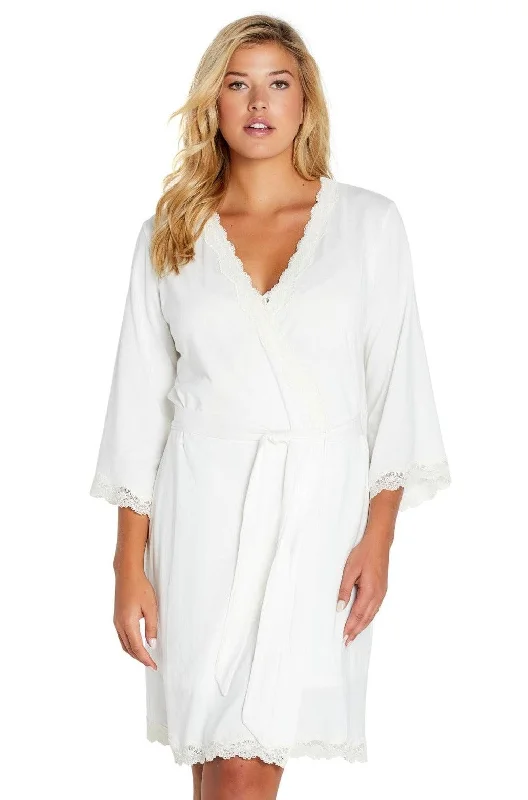 B.UP Leslie 3/4 Sleeve Short Robe