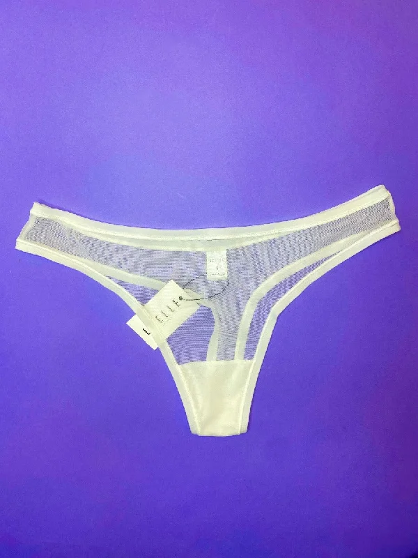 Luelle: Anna Thong - White