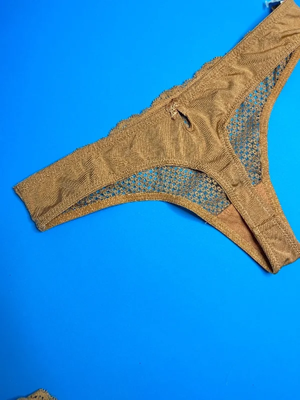 Duet by Timpa: Lace Thong with Keyhole Back - Caramel