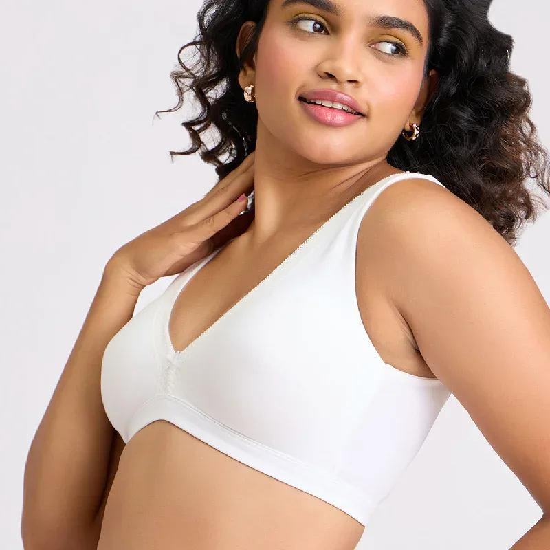 lola-mae-by-nykaa-fashion-c-o-a-t-bralette-white-lmb1028