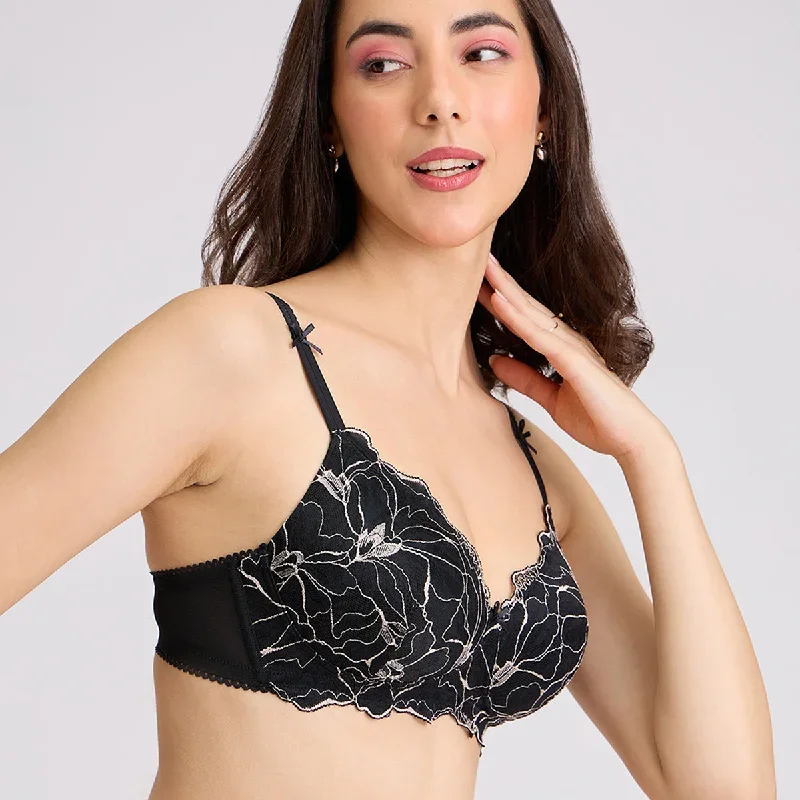 lola-mae-by-nykaa-fashion-the-parisian-cut-t-shirt-bra-black-lmb1023