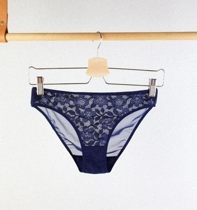 Petal lace brief [Night Sky]