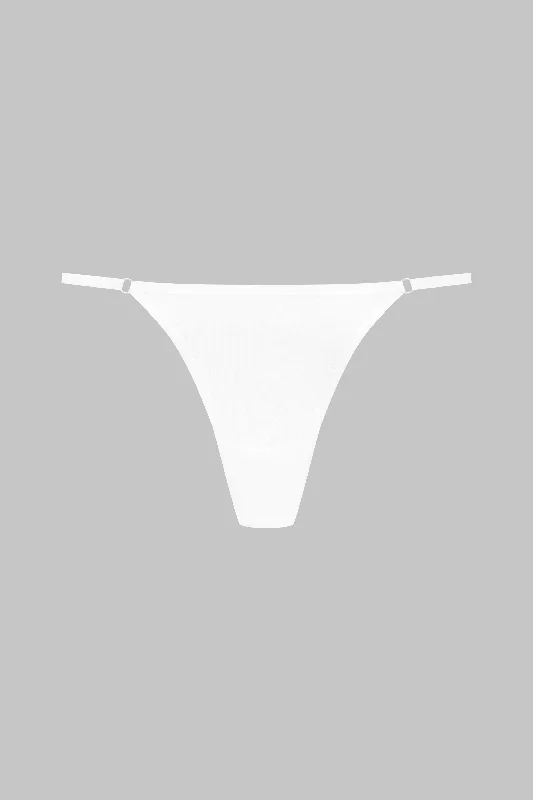 mini-thong-la-femme-amazone-white